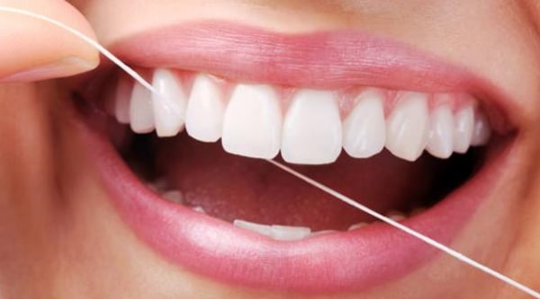 Không nên sử dụng các vật dụng Nha Khoa không được kiểm soát để bảo vệ răng miệng hiệu quả